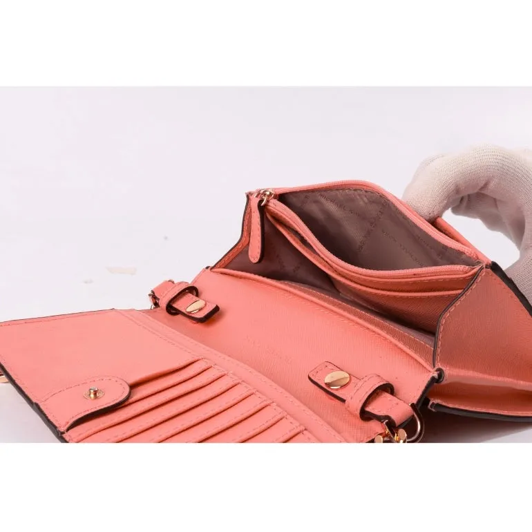 Michael Kors Jet Set Travel Wallet On Chain