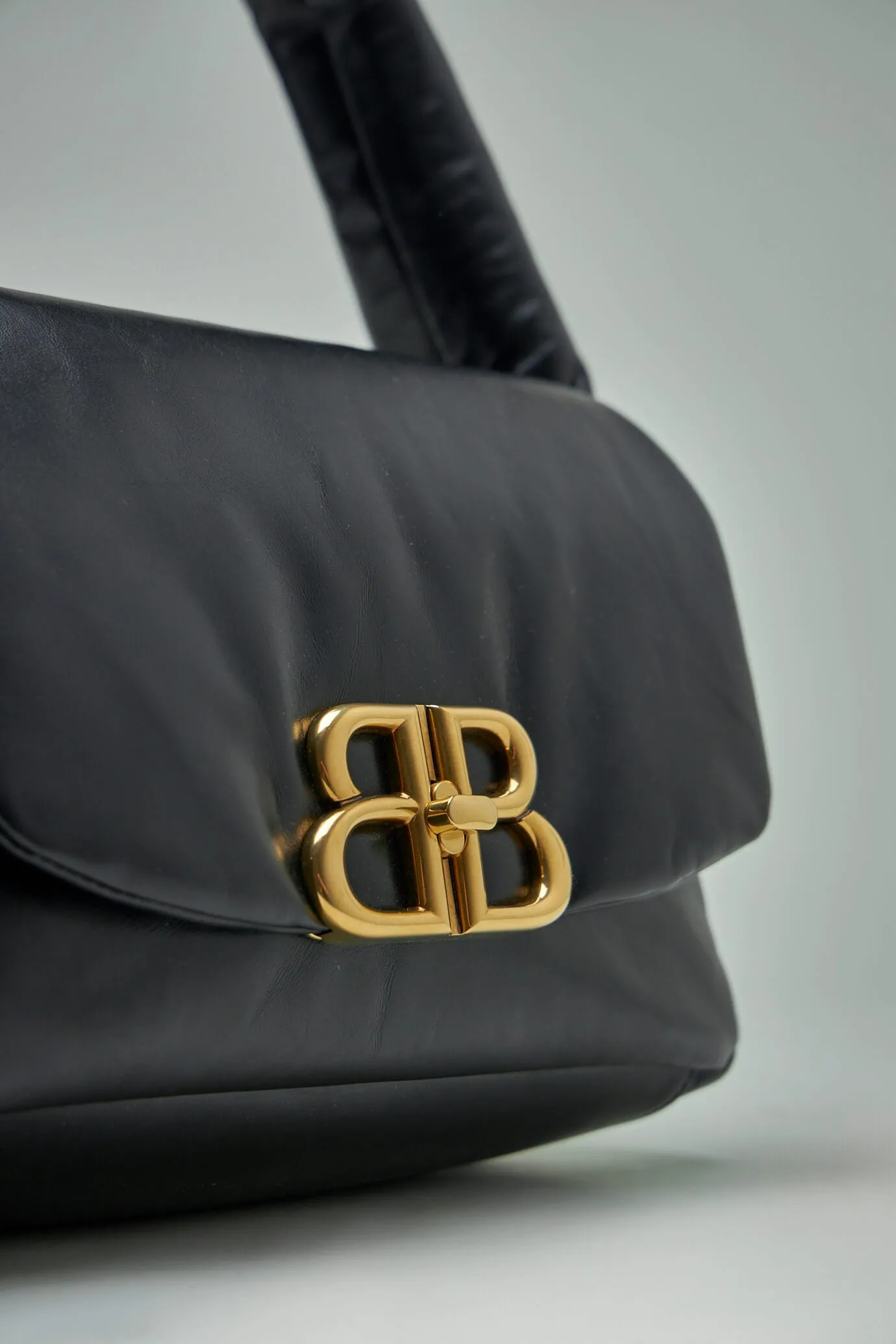 Monaco Sling Bag S