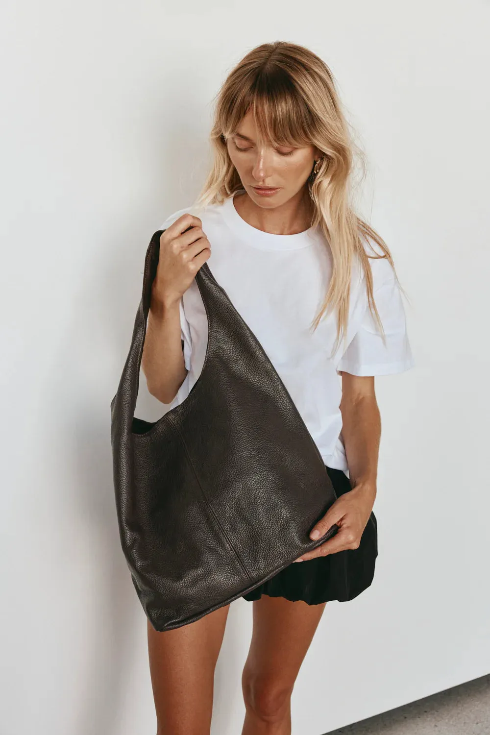 Scarlett Leather Hobo Bag | Dark Chocolate