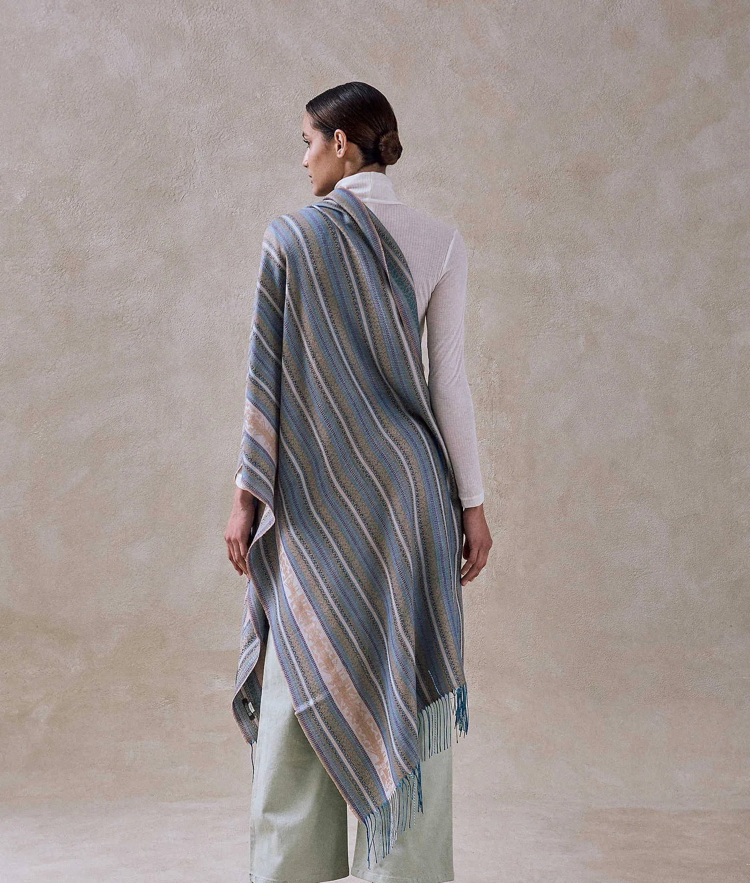 Stripe Print Shawl